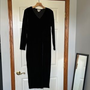 Vintage Black Stretch Velvet 3/4 Sleeve Midi Dress 10